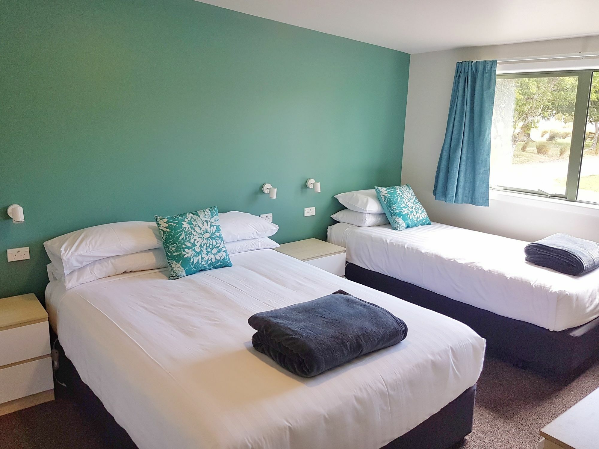 Martinborough Top 10 Holiday Park Екстер'єр фото
