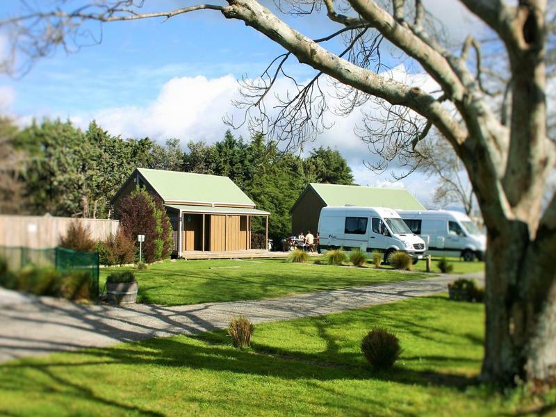 Martinborough Top 10 Holiday Park Екстер'єр фото